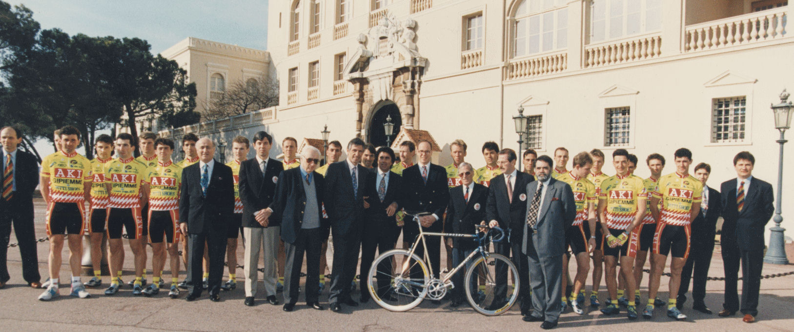 Presentazione della prima squadra Ciclista Professionista affiliata alla F.M.C. di Monaco